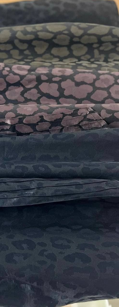شلوار ساتن کرپ مدل پلازا — تصویر ۲