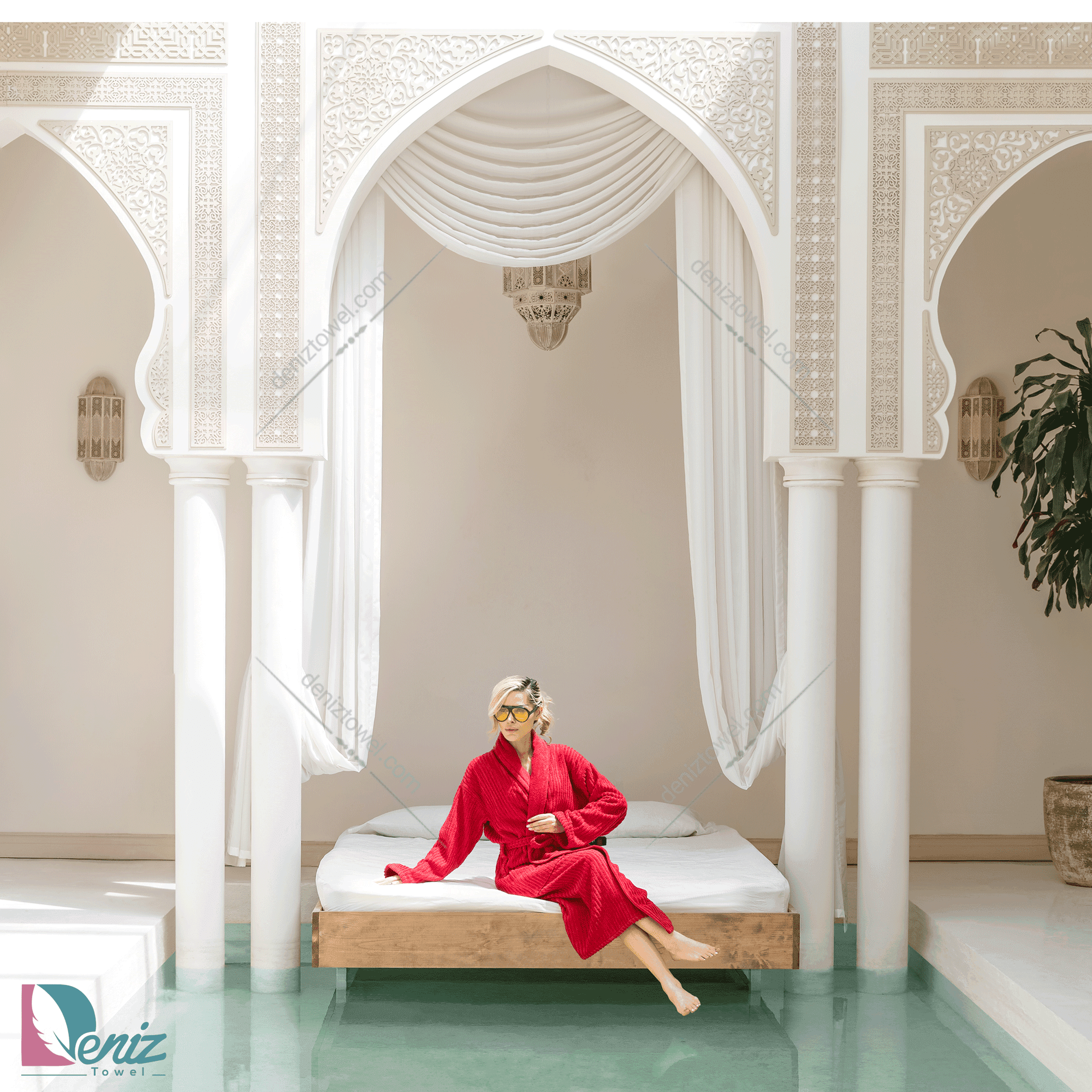 حوله تن پوش seta رنگ زرشکی — تصویر ۳