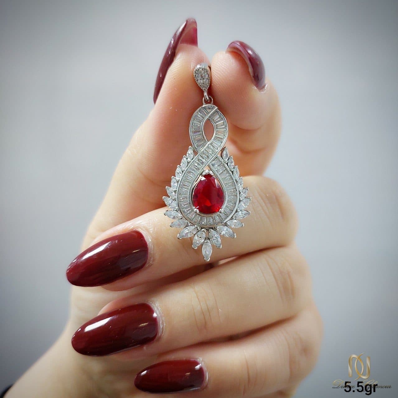 گردنبند نقره زنانه مجلسی طرح اشک — تصویر ۲