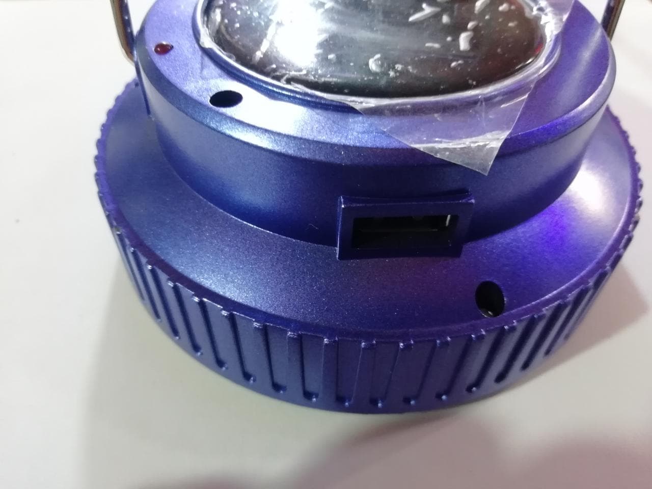 چراغ قوه کمپی خورشیدی — تصویر ۲