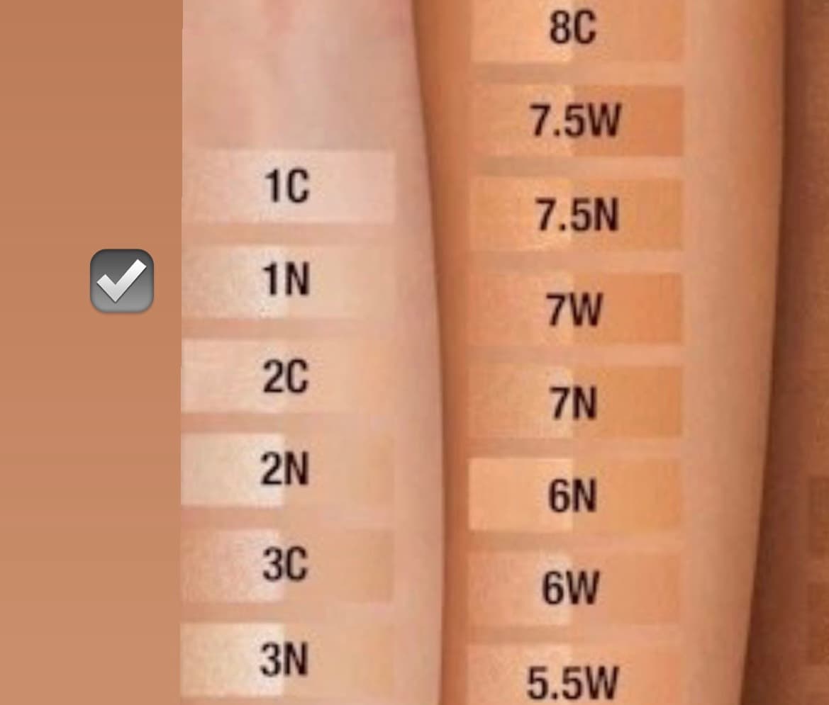 کرم پودر ایربراش فلاولس شارلوت تیلبری ۳۰ میل | Charlotte Tilbury Airbrush Flawless Foundation — تصویر ۵