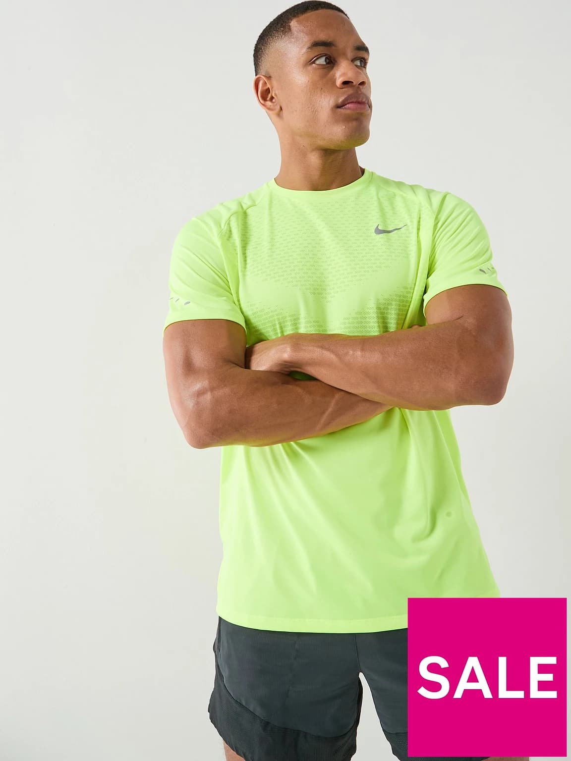 تیشرت رانینگ مردانه Nike Stride Dri-FIT ADV | آستین کوتاه | زیتون کمپ