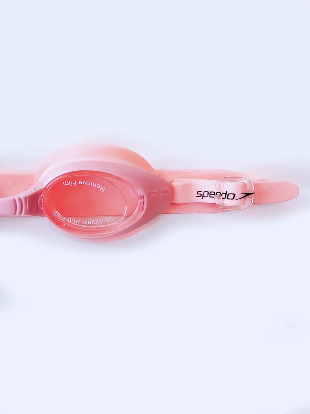 عینک شنا دخترانه با ۳ پل بینی اسپیدو ( Speedo ) بچه گانه صورتی گلبهی رنگ — تصویر ۴