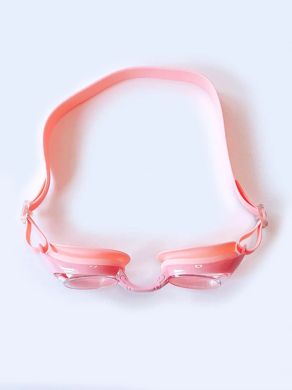 عینک شنا دخترانه با ۳ پل بینی اسپیدو ( Speedo ) بچه گانه صورتی گلبهی رنگ — تصویر ۳