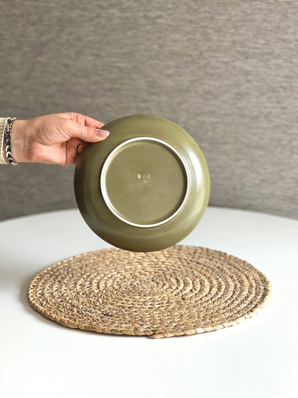 پیش دستی چینی بی وی کی BVK طرح زیتونی Olva — تصویر ۲