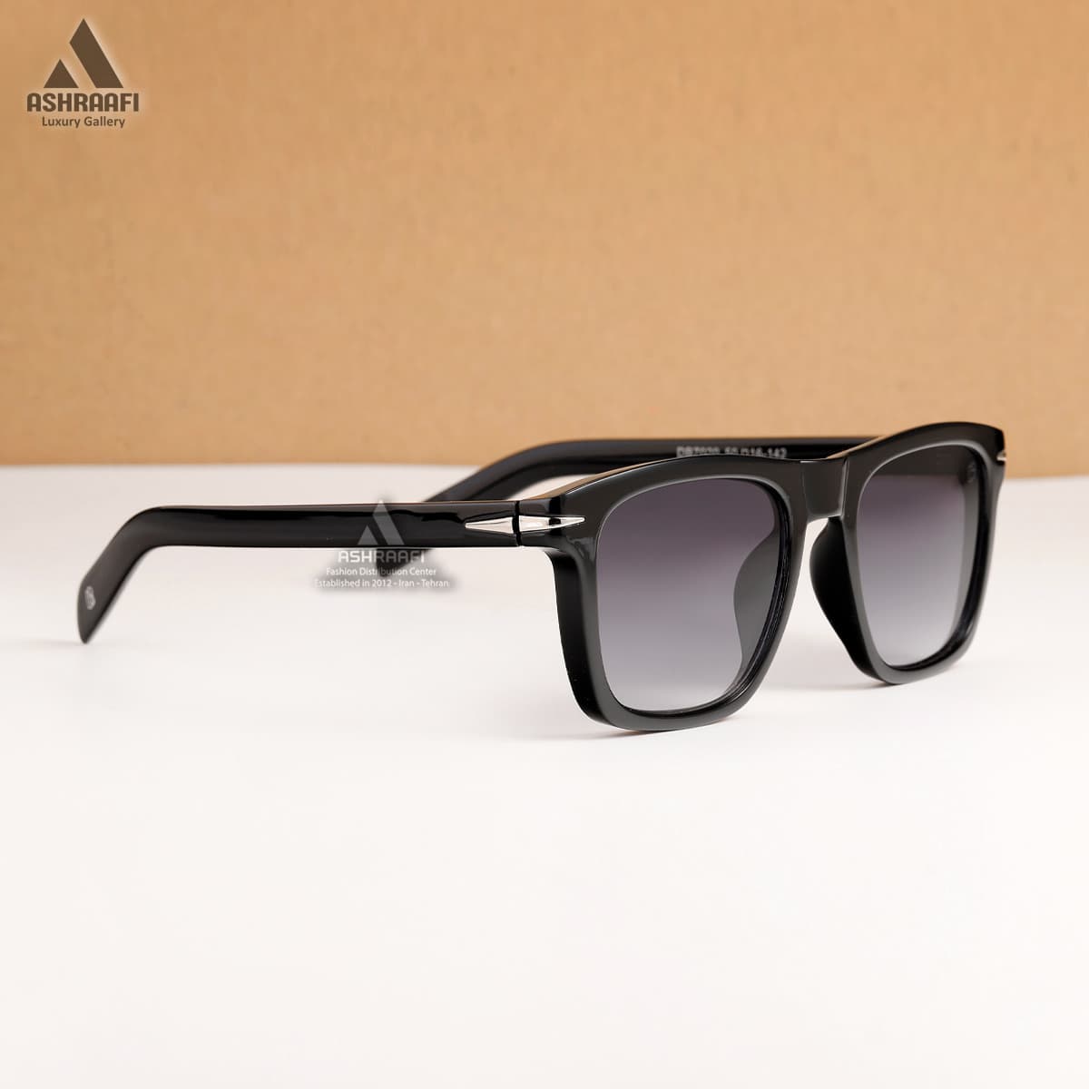 عینک آفتابی دیوید بکهام David Beckham DB7020 — تصویر ۲