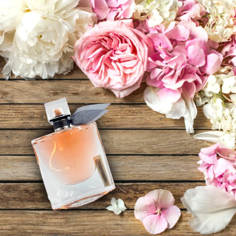 عطر ادکلن زنانه Lancome La Vie Est Belle — تصویر ۲