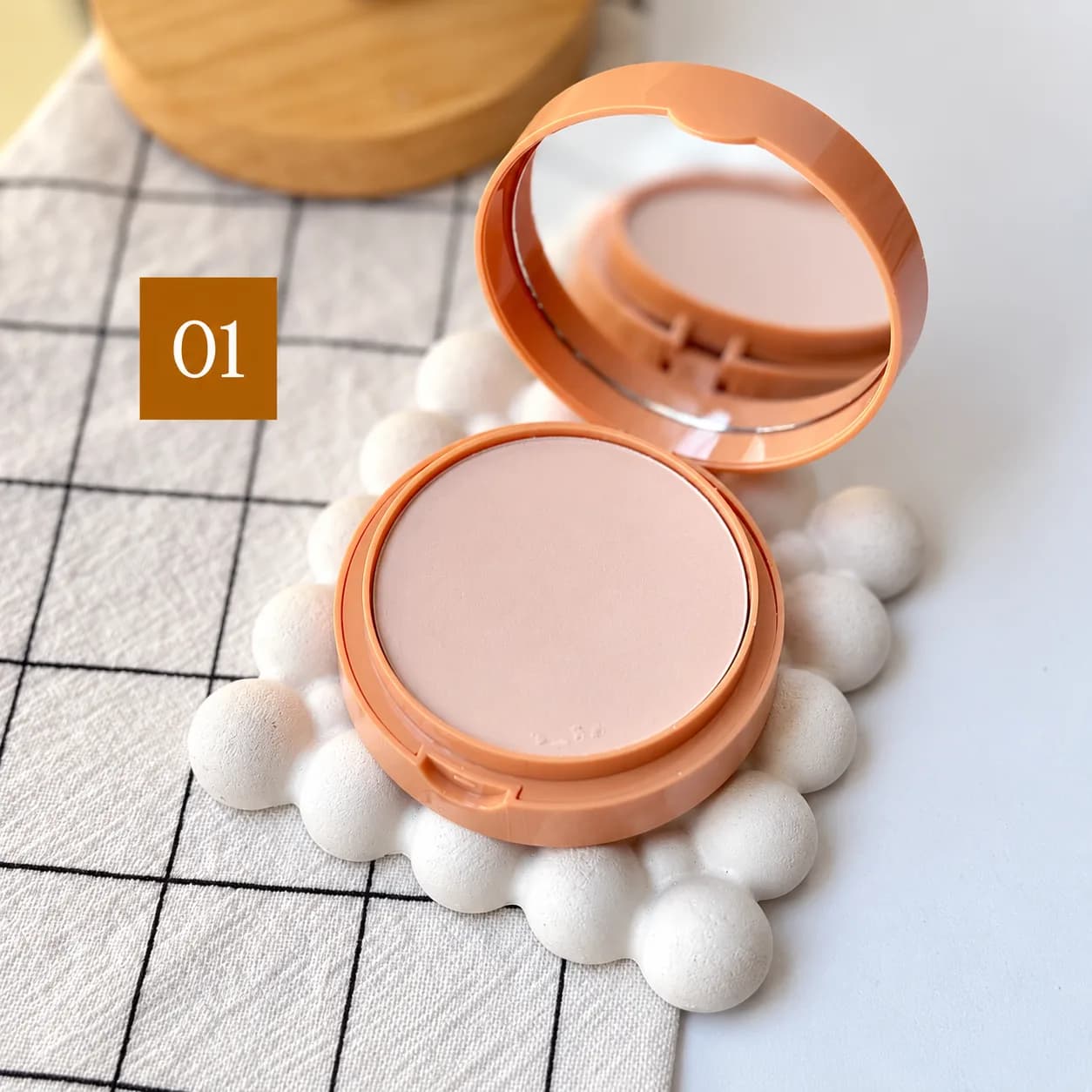 پنکک مات رود Rhode مدل Matte Powder — تصویر ۴