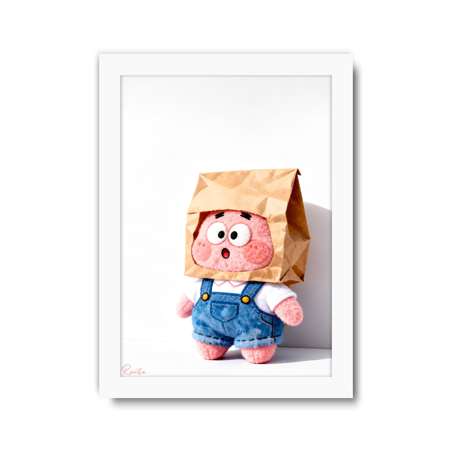 تابلو تکی راویتا طرح پاتریک با پاکت کاغذی – Patrick with a Paper Bag کد 3957