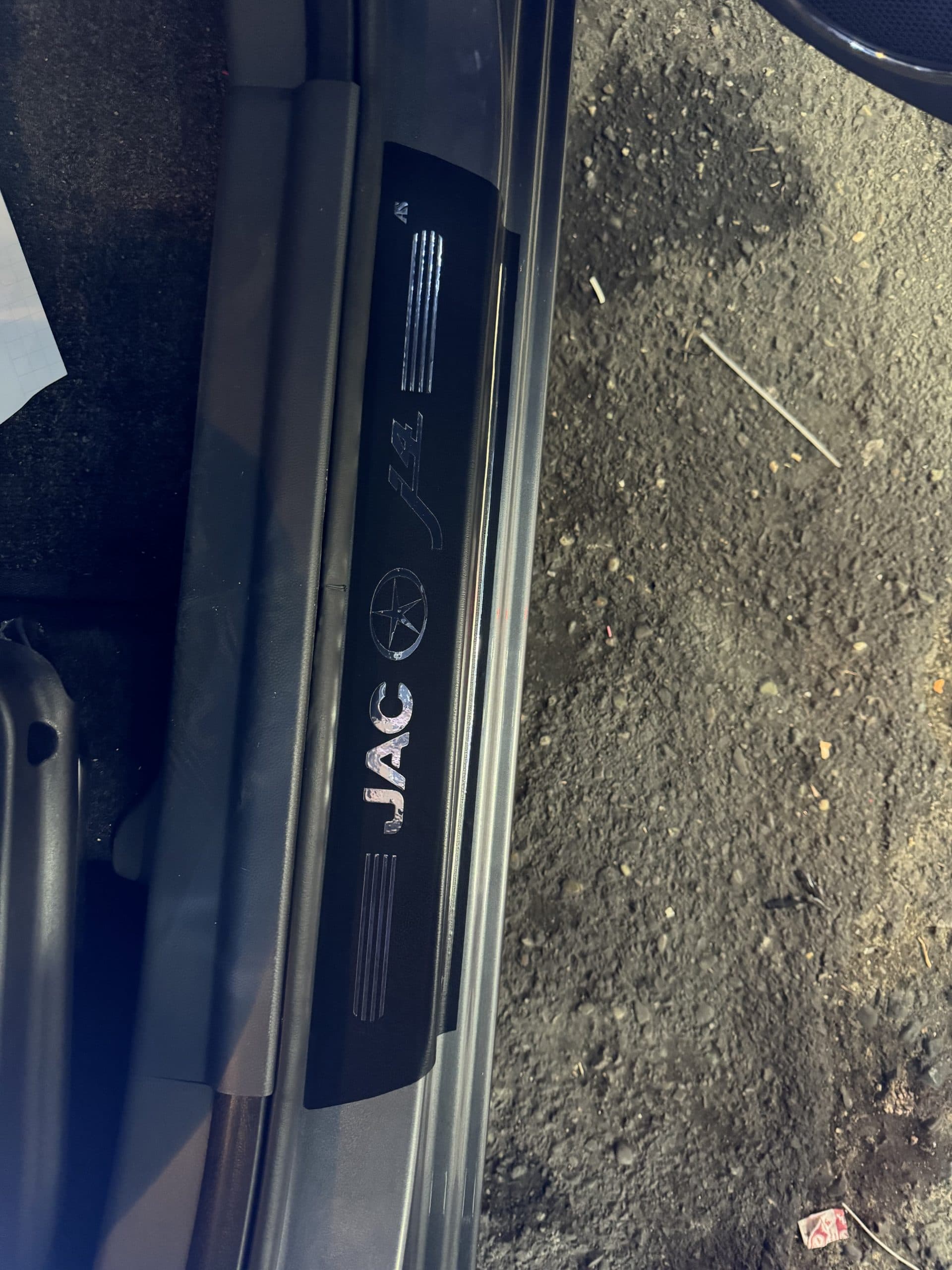 پا رکابی چرمی جک j4 — تصویر ۲