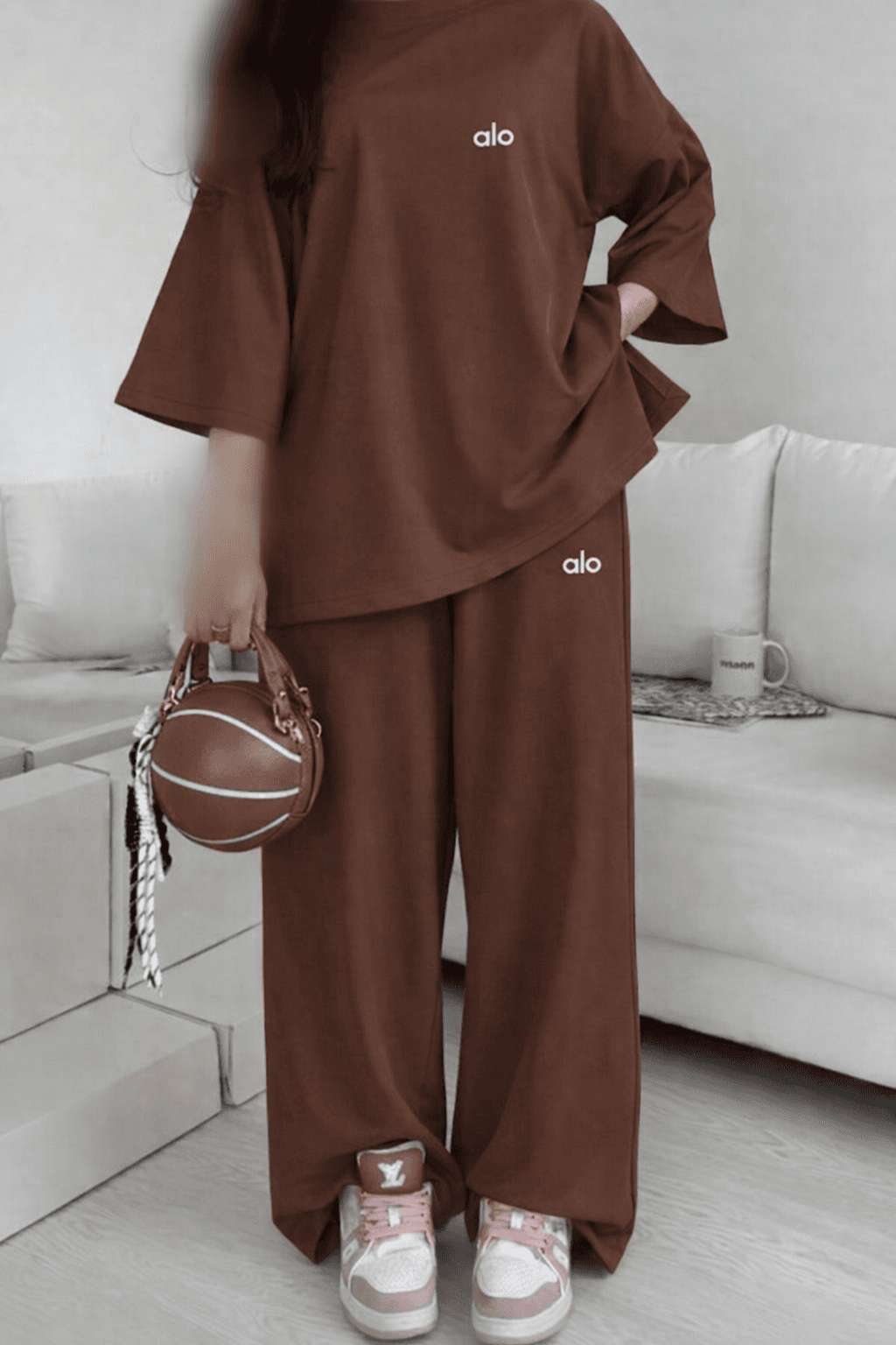ست تیشرت و شلوار alo دارای رنگ بندی 20769 — تصویر ۲