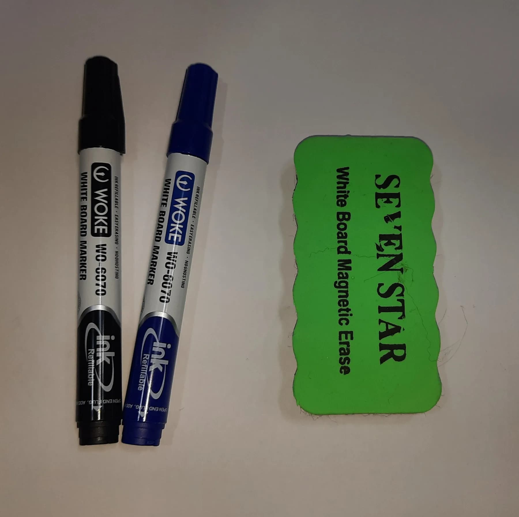 تخته وایت برد آفرین مدل M03N سایز 120×70 سانتی متر به همراه پایه نگهدارنده — تصویر ۷