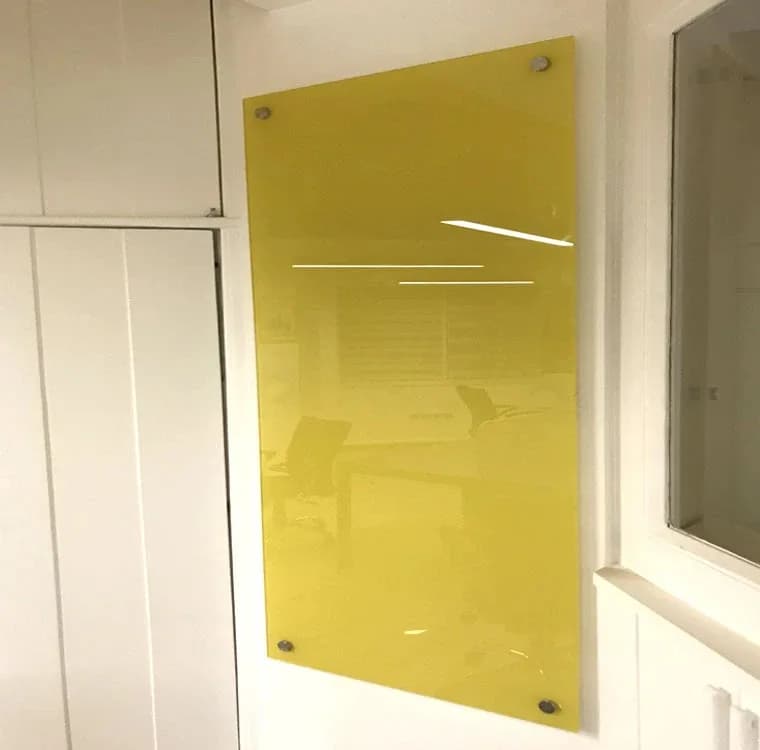 وایتبرد شیشهای عکسنگ مدل AXANG -1290 سایز 120×90 سانتیمتر — تصویر ۸