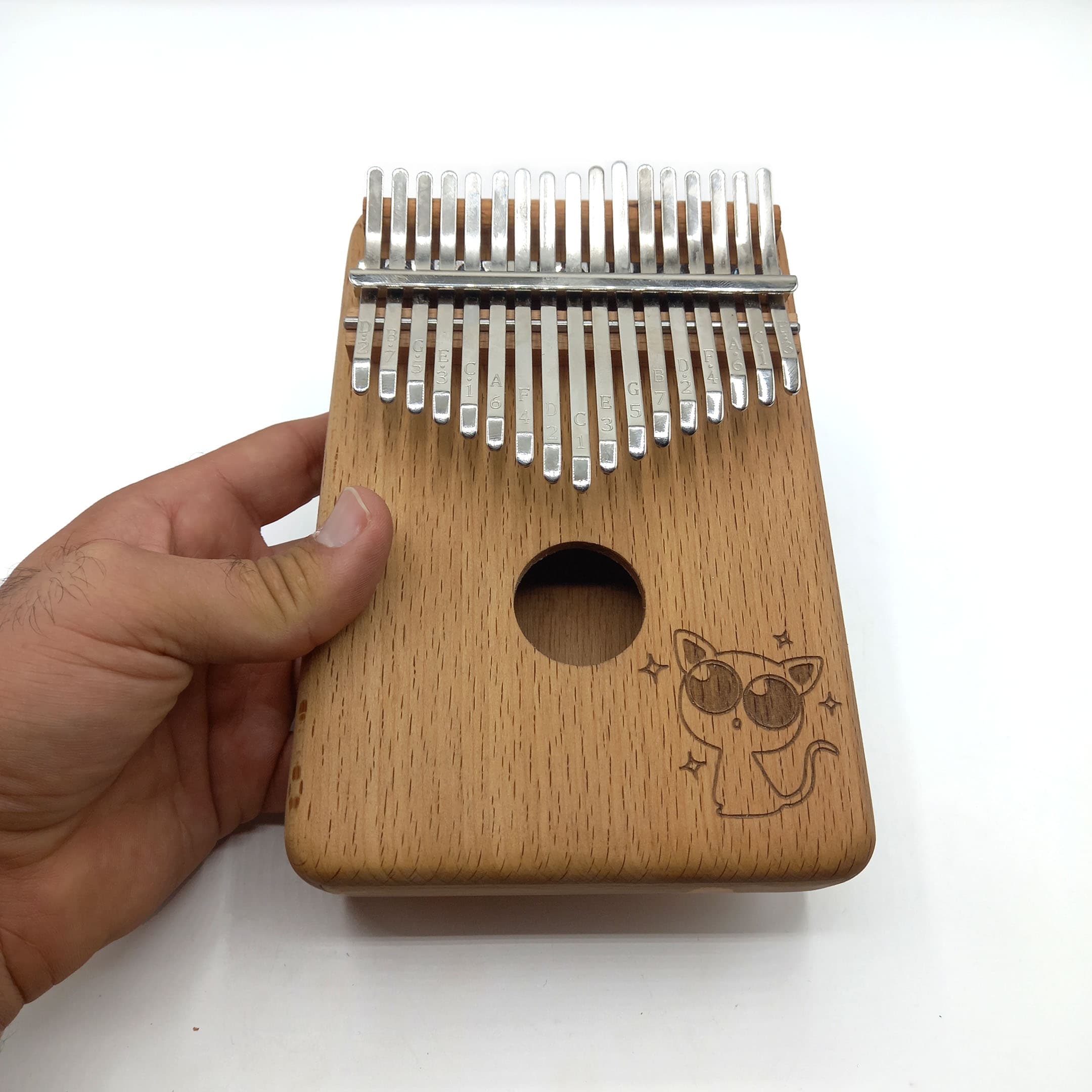 کالیمبا 17 تیغ چوب راش طرح گربه کد d160005 — تصویر ۴