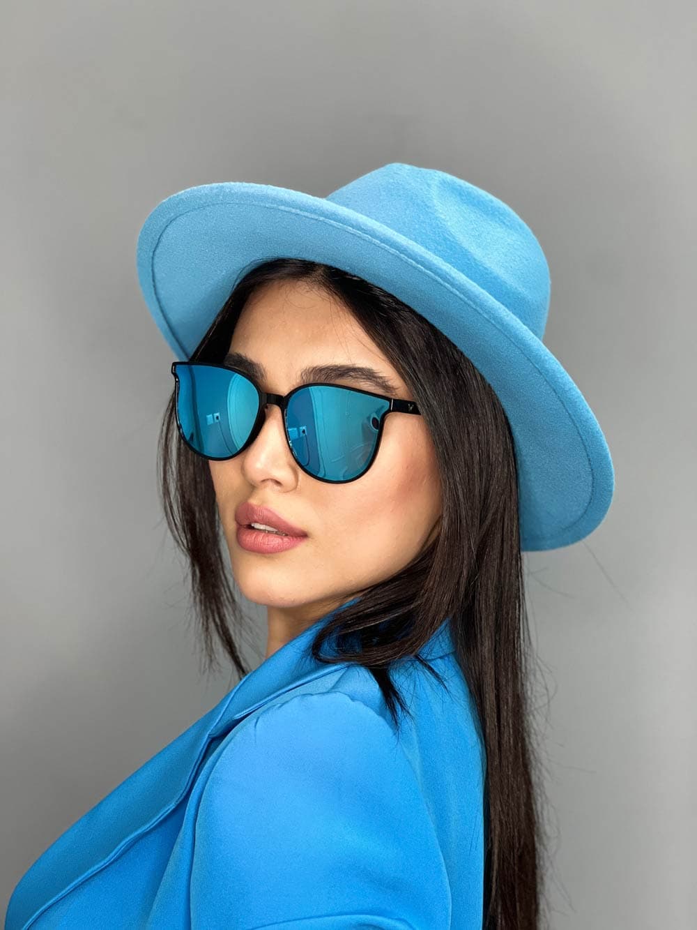 عینک آفتابی زنانه آبی گربه ای برند لوییس ویتون پلاریزه