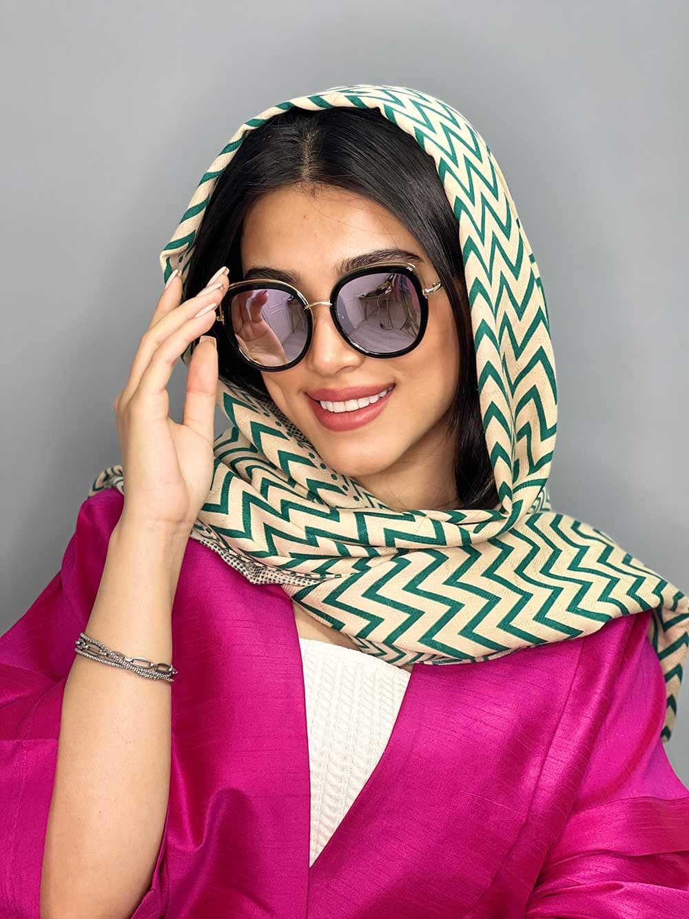 عینک آفتابی زنانه اورجینال بنفش گربه ای برند چنل پلاریزه — تصویر ۲