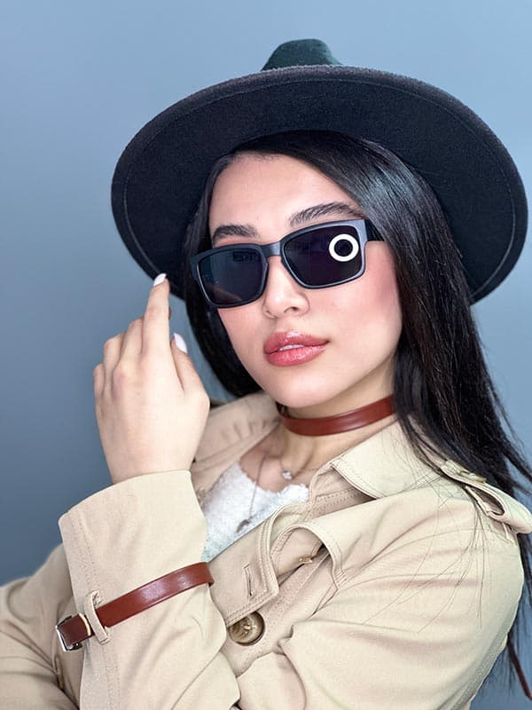 عینک دودی مشکی اورجینال زنانه برند a158 spy — تصویر ۳