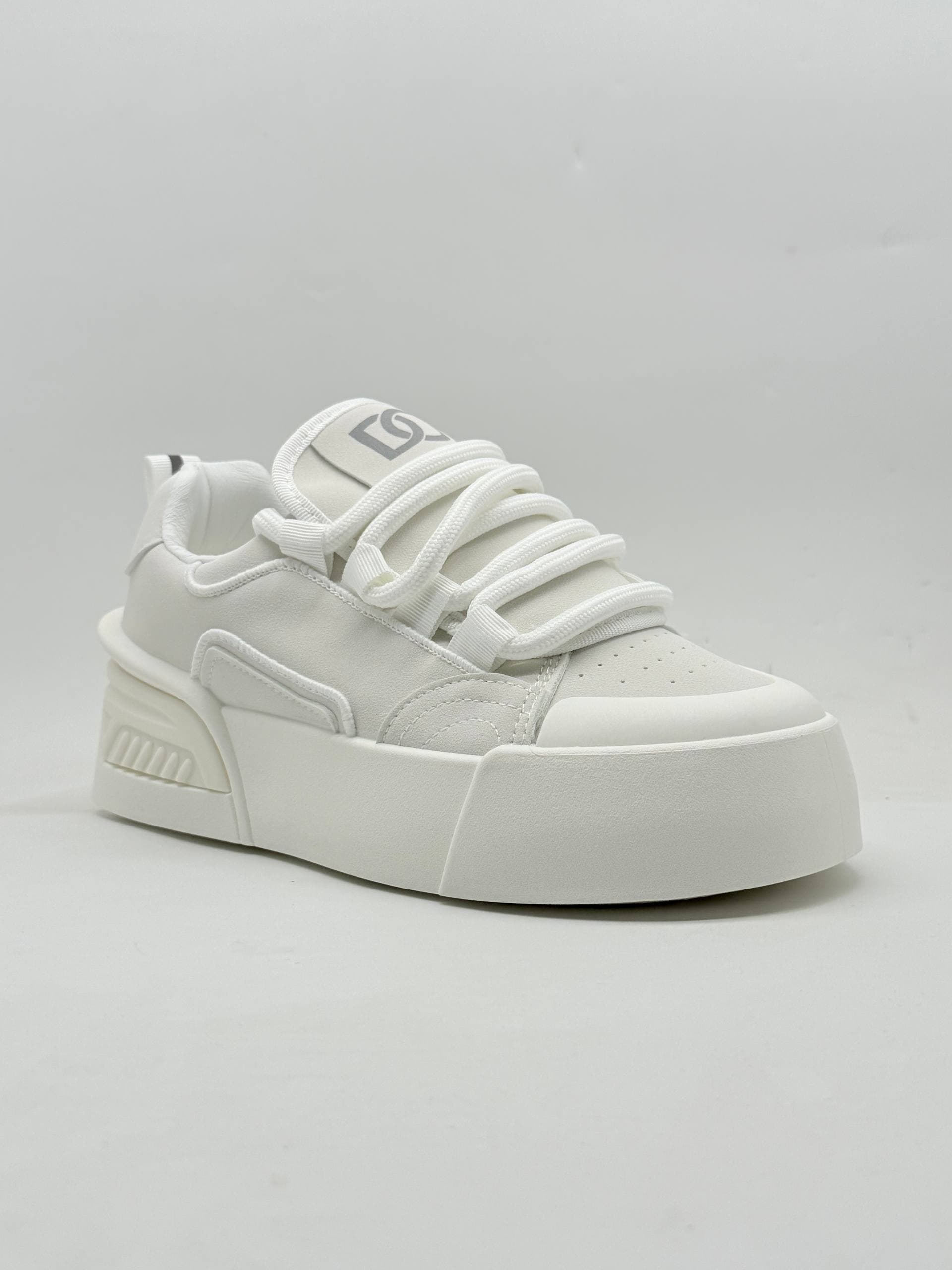 کفش b and g سفید white B and G shoes — تصویر ۲