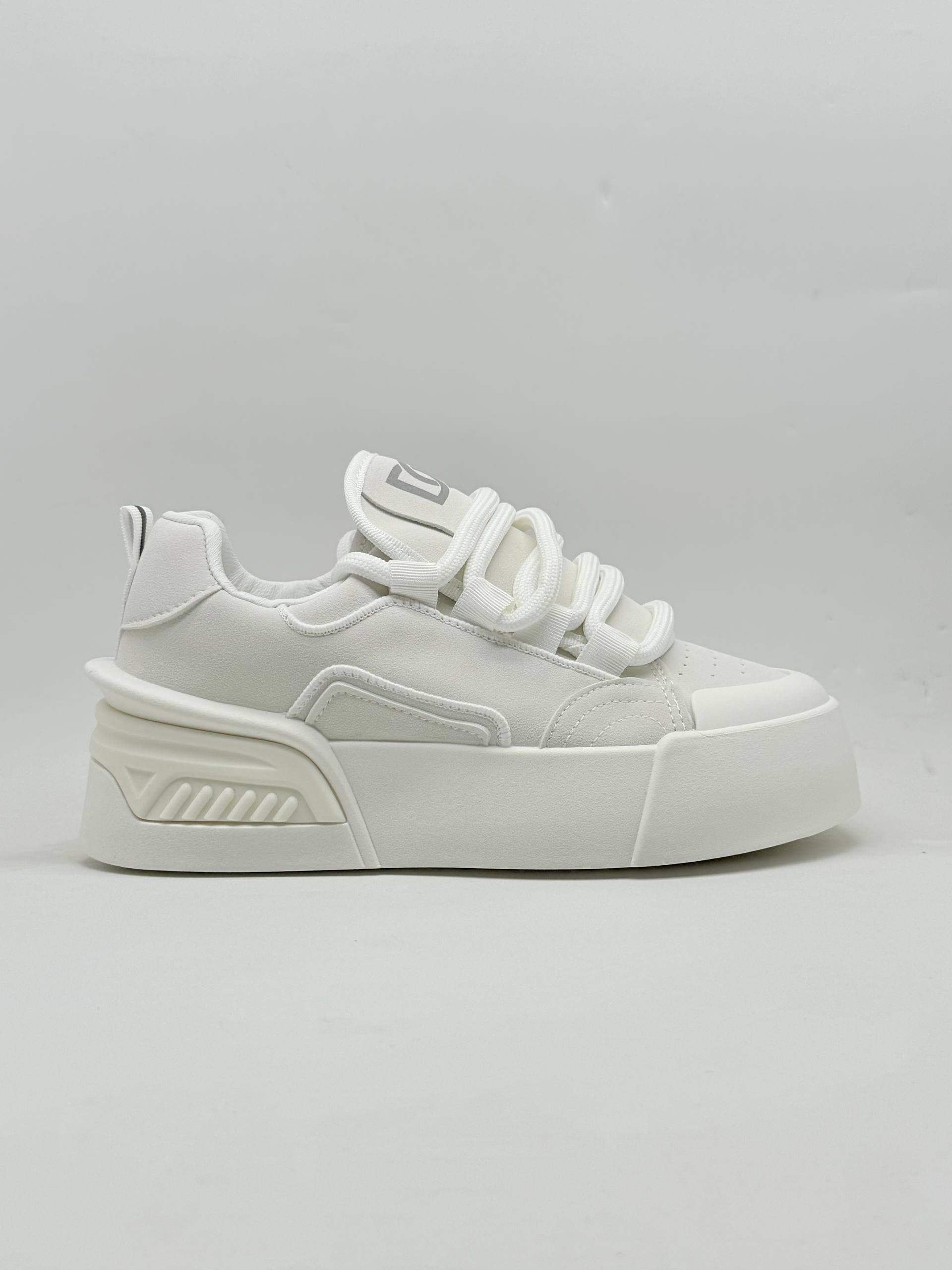 کفش b and g سفید white B and G shoes