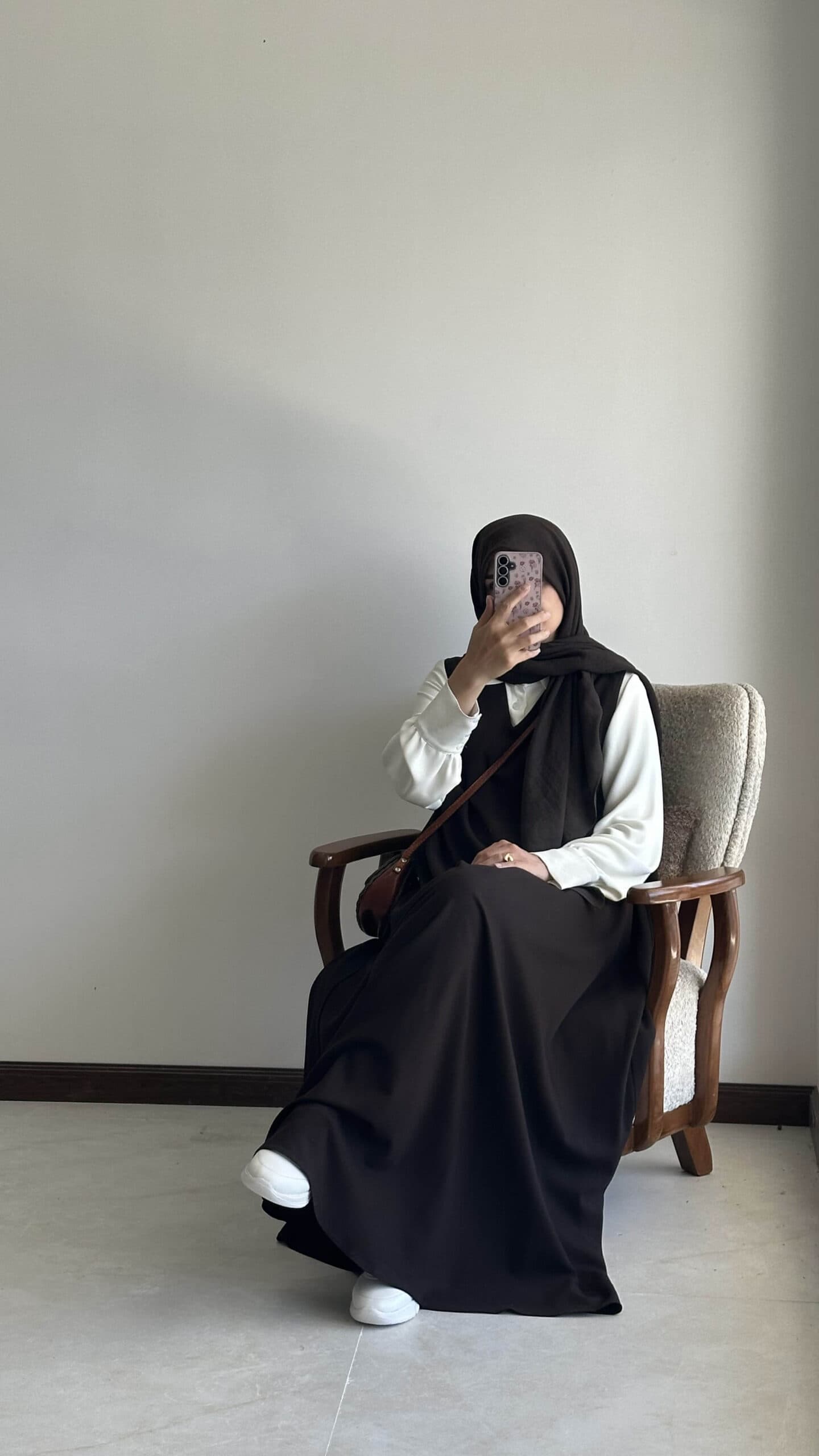 سارافون بیسیک روژان در رنگبندی — تصویر ۵