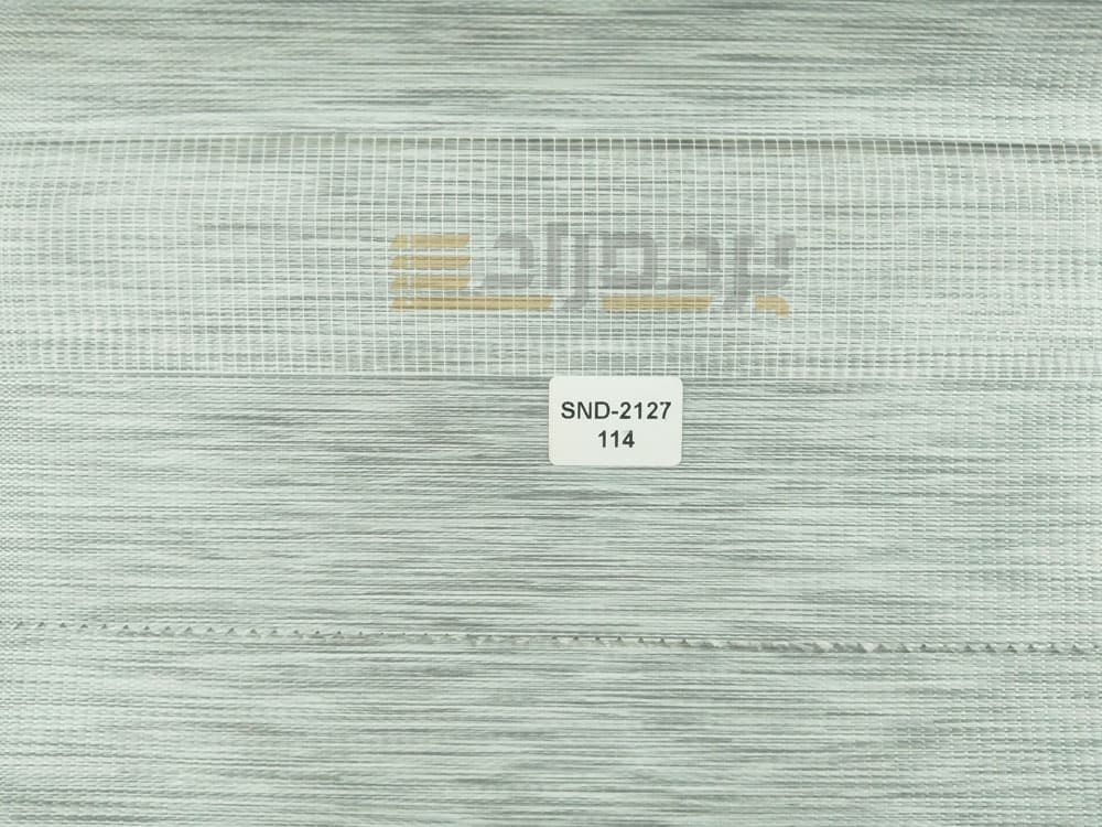 پرده زبرا طرح چوب طوسی روشن کد SND-114 — تصویر ۳