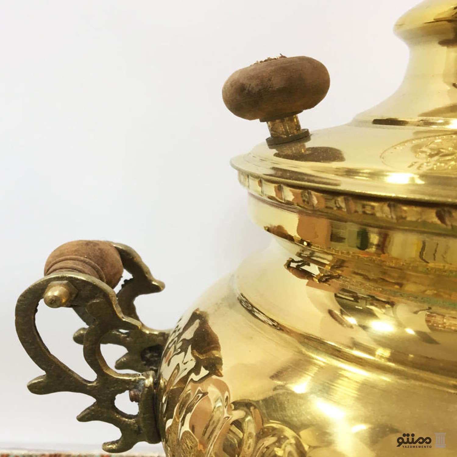 سرویس سماور ذغالی برنجی 5 پارچه توپی چکش کاری سه لیتری — تصویر ۳