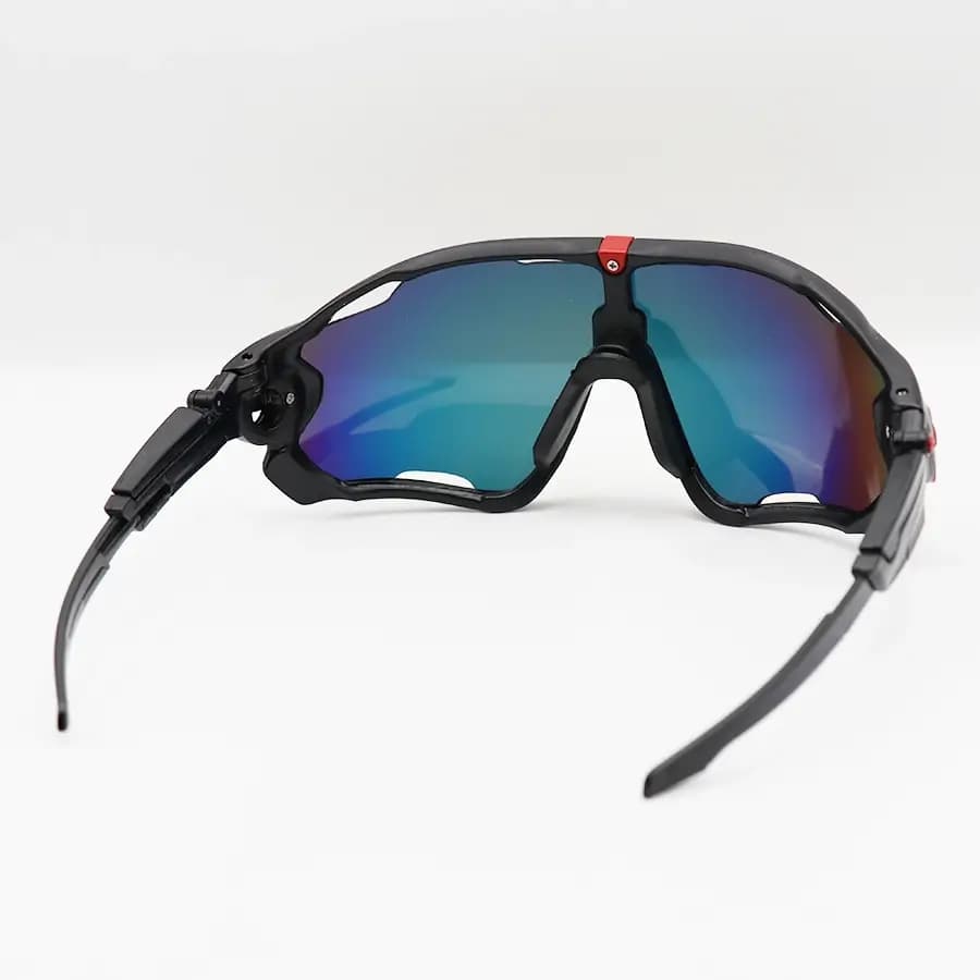 عینک ورزشی OAKLEY JAW با فریم رنگ مشکی مات، بیس دار، لنز جیوه‌ای و رنگ قرمز آتشی مدل OO9290 — تصویر ۴