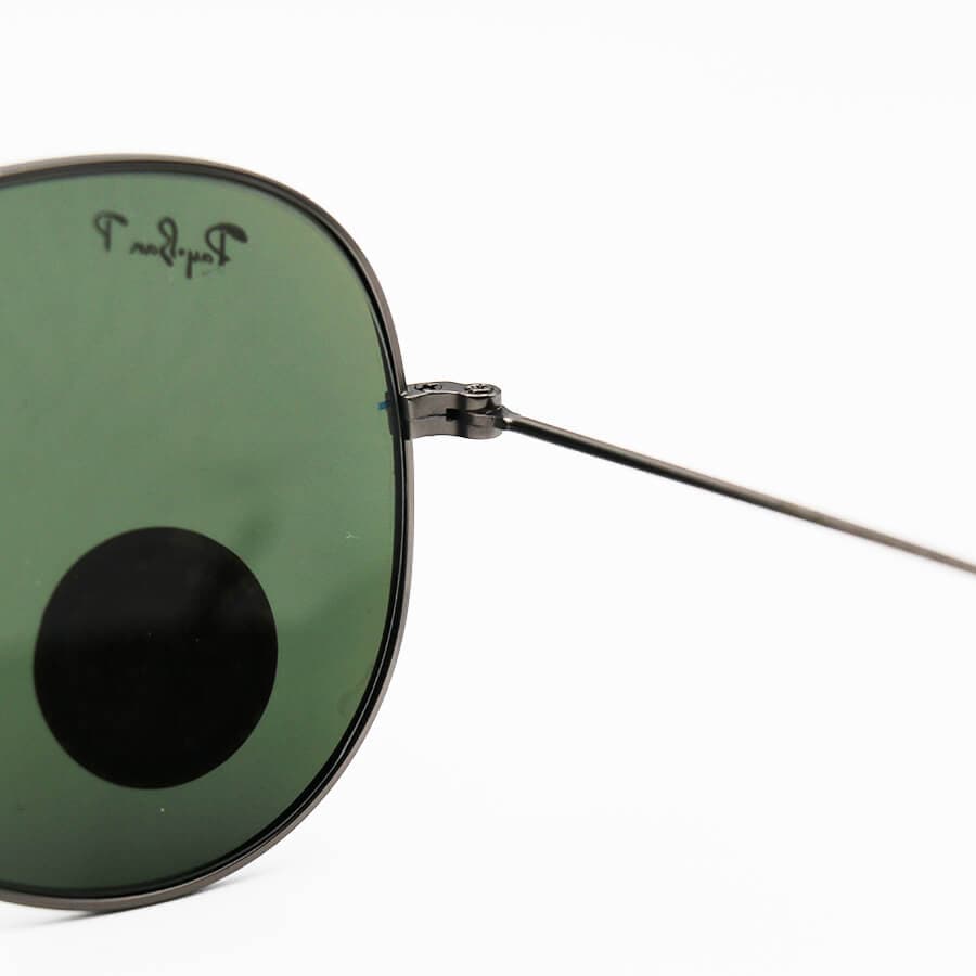 عینک آفتابی Ray-Ban با فریم نوک مدادی، شکل خلبانی، لنز شیشه، سبز رنگ و پلاریزه مدل 3026-S62 — تصویر ۴