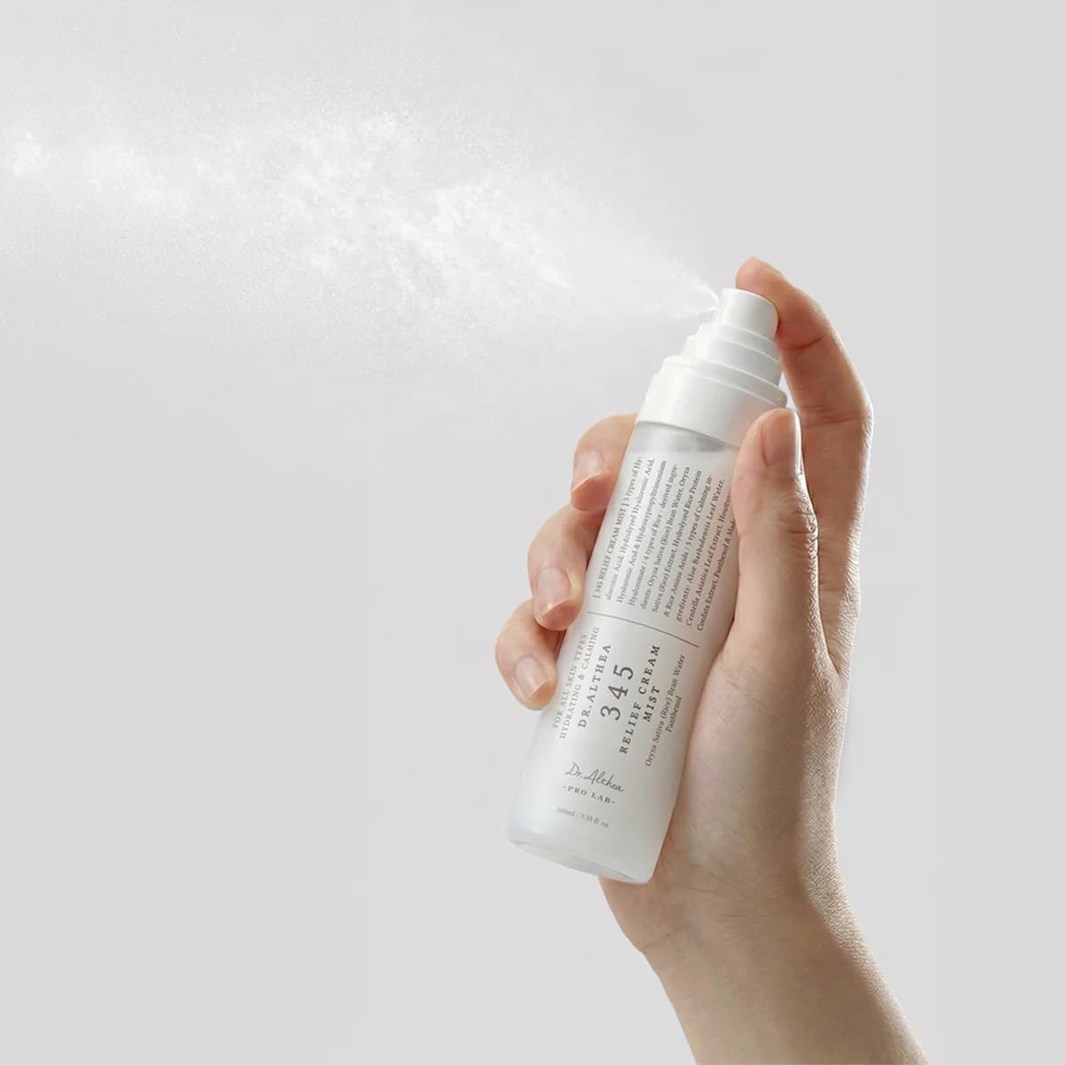 میست اسپری کرمی 345 دکتر آلتیا ,آبرسان تسکین دهنده و ترمیم کننده پوست DR. ALTHEA 345 RELIFE CREAM MIST — تصویر ۲