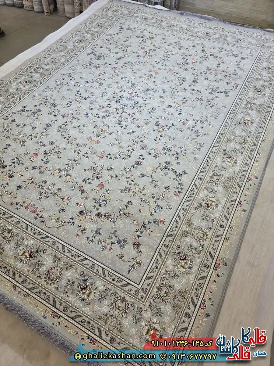 فرش 1200 شانه طرح افشان رزاگل رنگ طوسی نقره ای کاشان — تصویر ۲
