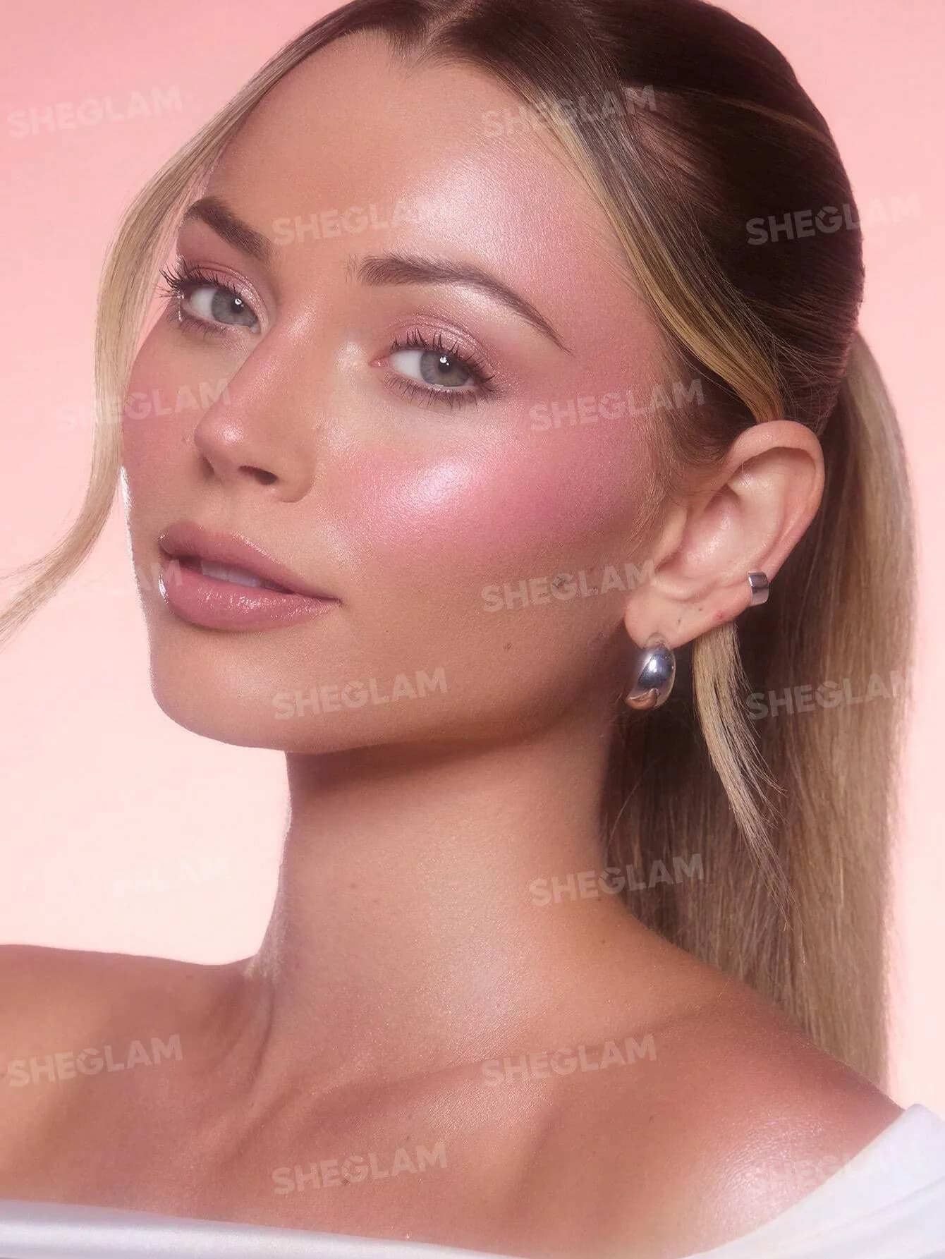 هایلایتر کره‌ای شیگلم مدل Buttery Bling رنگ Rose Rush — تصویر ۳