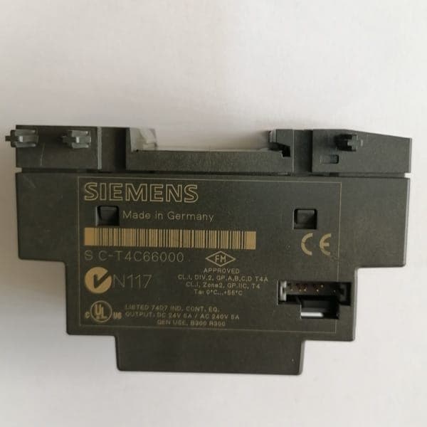 ماژول توسعه I/O لوگو زیمنس مدل (DM8 230R) — تصویر ۳