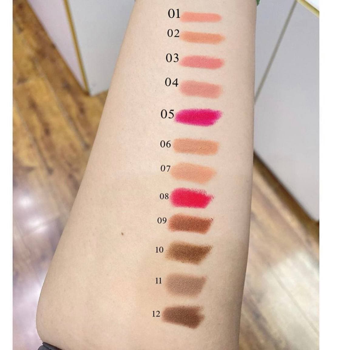 رژ لب مدادی Lovers Rouge گابرینی شماره 07 — تصویر ۲