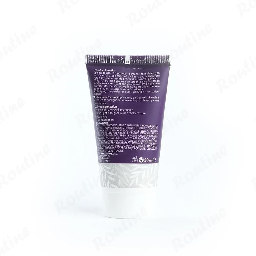 کرم ضد آفتاب فاقد چربی بی رنگ SPF 50 توتال درم — تصویر ۲