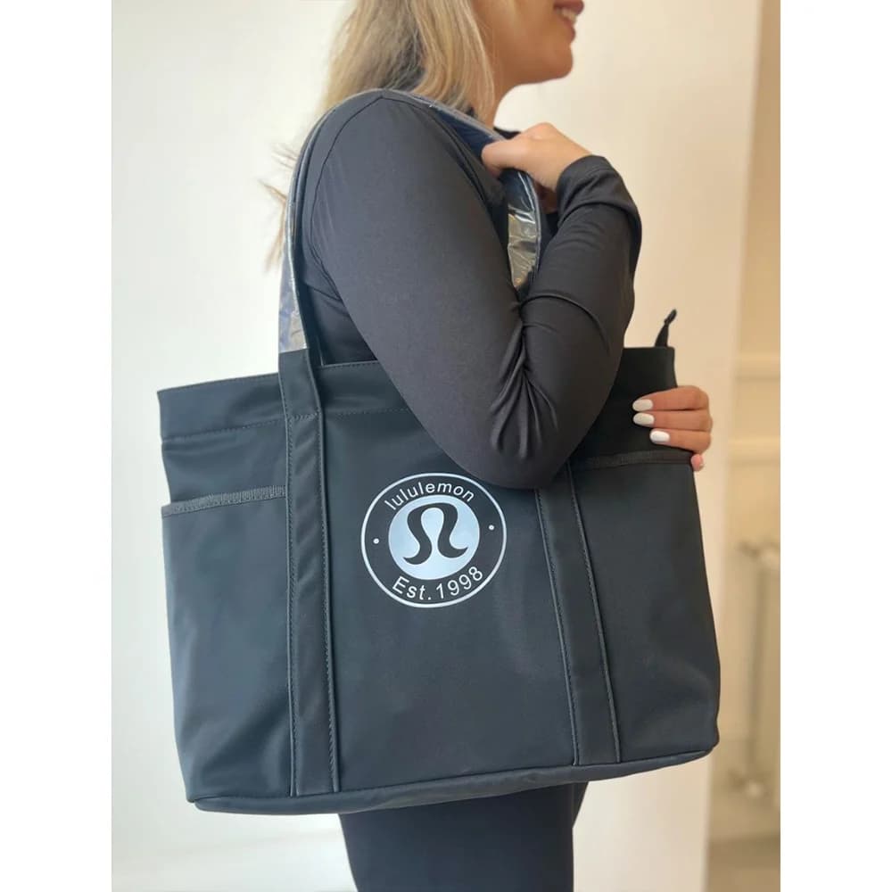 کیف دوشی Lululemon مدل ۴۰۸ — تصویر ۳