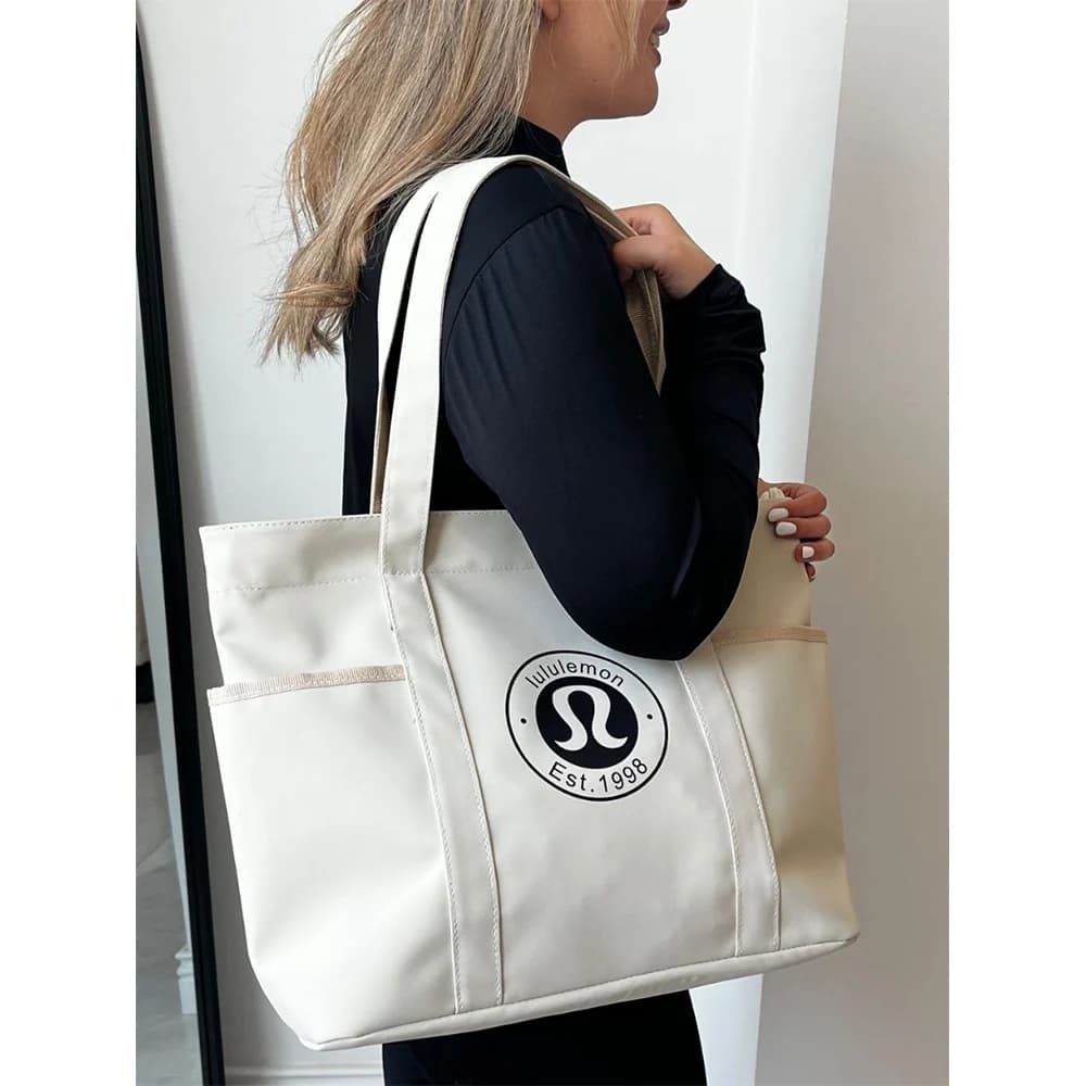 کیف دوشی Lululemon مدل ۴۰۸ — تصویر ۲
