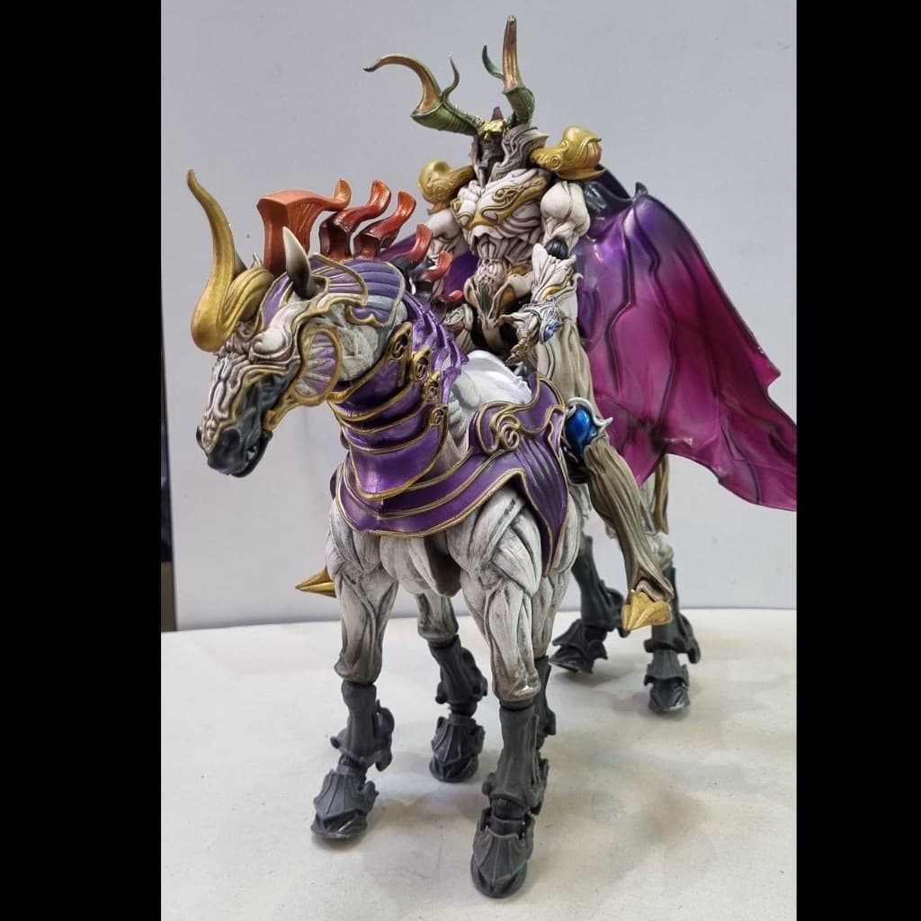 اکشن فیگور اودین با اسب اسلیپنیر فاینال فانتزی Final Fantasy برند Legend Creation — تصویر ۶