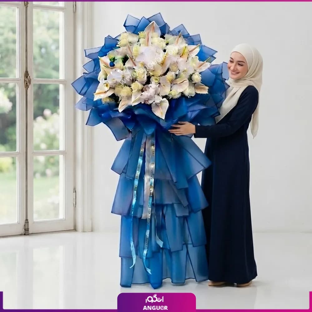 تاج گل برای نمایشگاه بین المللی — تصویر ۲