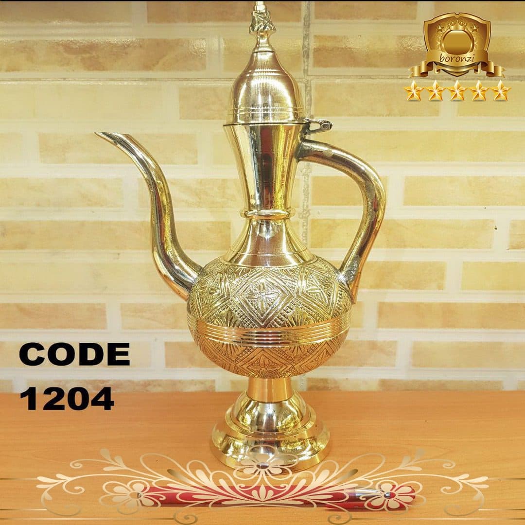 آفتابه برنجی توپی کد ۱۲۰۴
