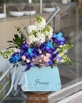 گلفروشی نزدیک هنرستان سعادت اباد
