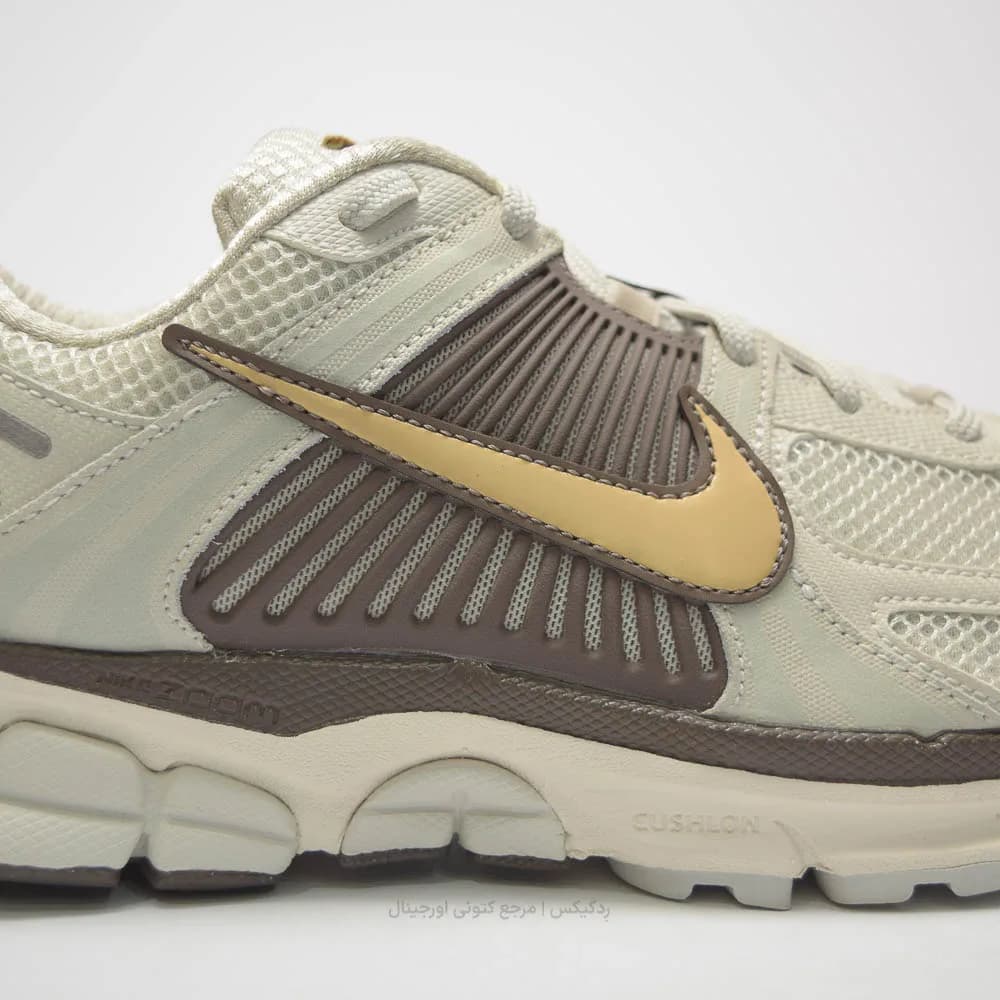 کتونی Nike مدل Zoom Vomero 5 – HM9657-001 — تصویر ۶