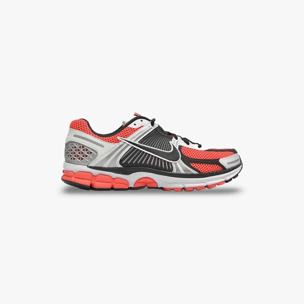 کتونی رانینگ Nike مدل Zoom Vomero 5 SE – cz8667-600