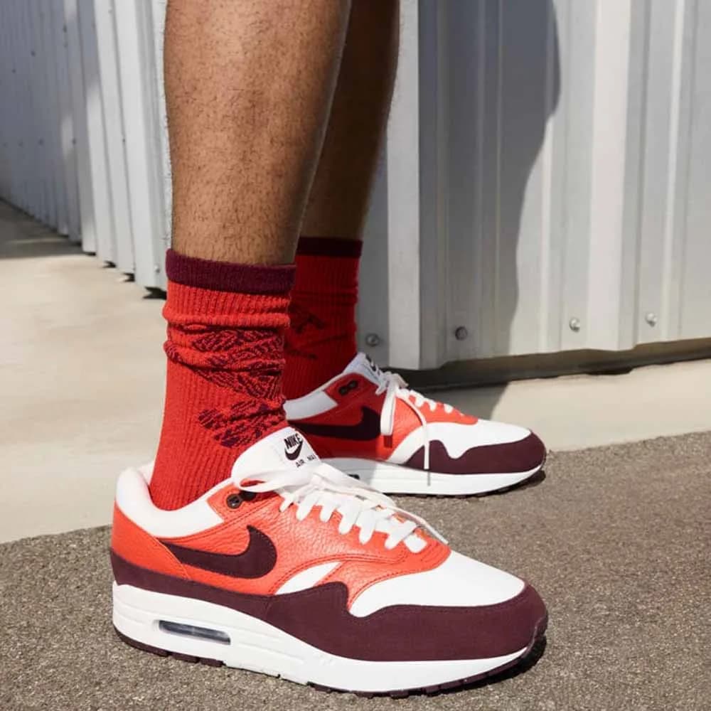 کتونی Nike مدل Air Max 1 Burgundy Crush – FN6952-102 — تصویر ۶