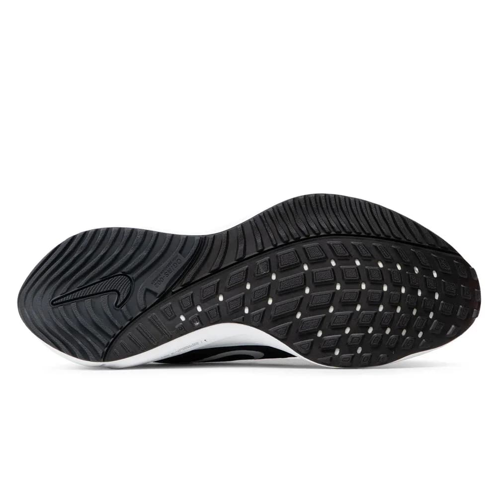 کفش دویدن Nike مدل Vomero 15 – CU1855-001 — تصویر ۴