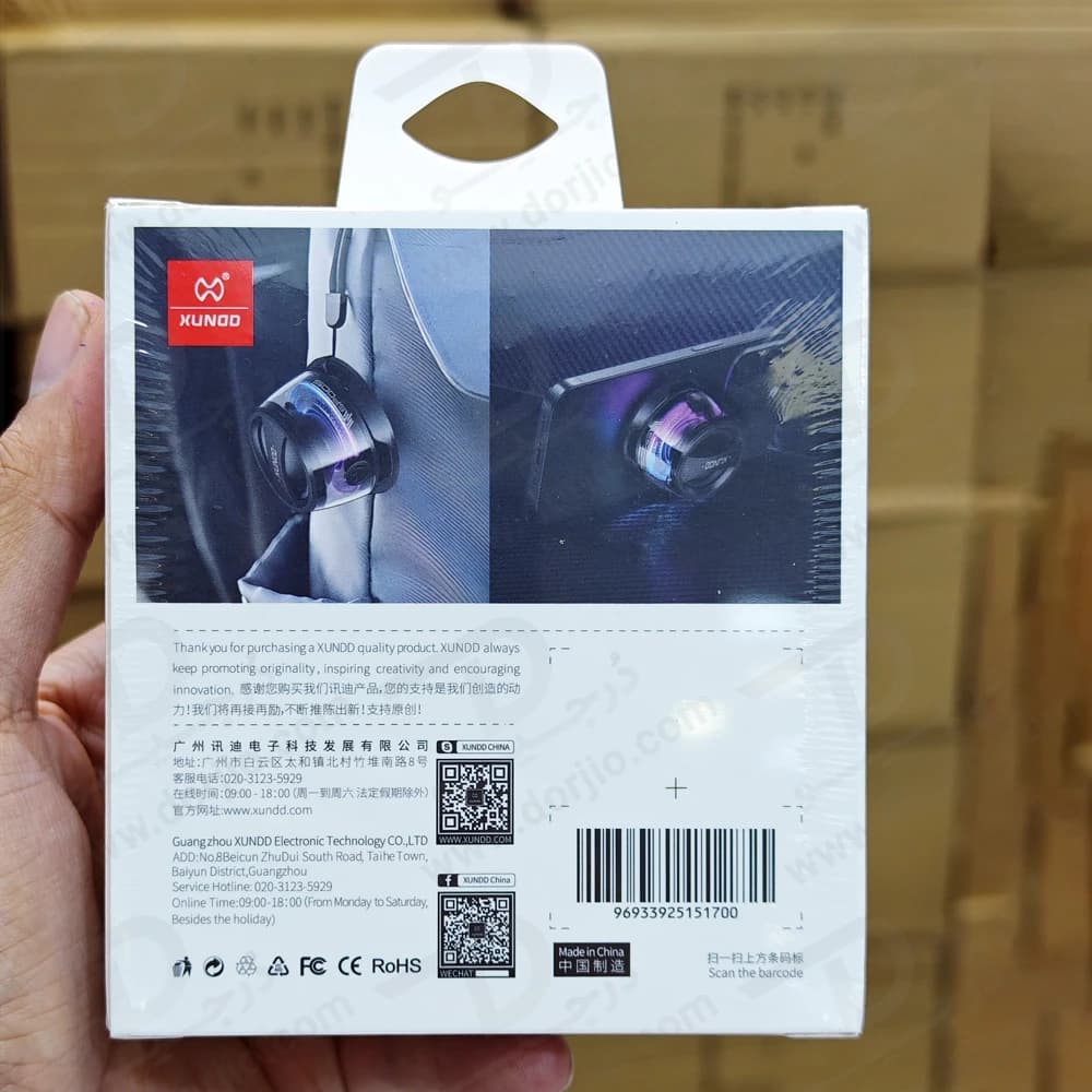 مینی اسپیکر بلوتوثی مگنتی RGB دار مدل SP005 برند XUNDD — تصویر ۴