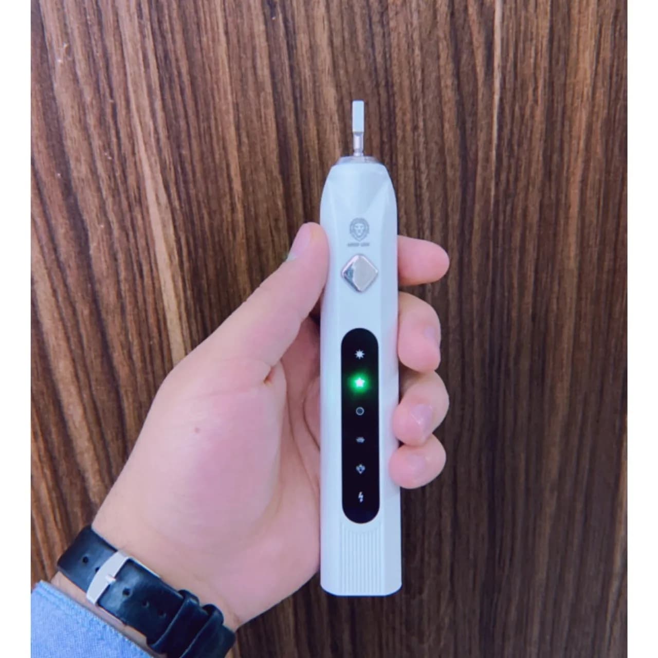 مسواک برقی گرین لاین Green Lion Electric Toothbrush Gen-2 GNELETB2GWH دارای سری اضافه — تصویر ۳