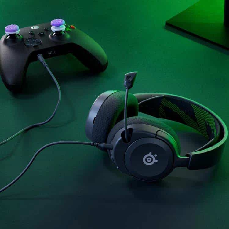 هدست بی سیم SteelSeries Arctis Nova 1X مخصوص Xbox – مشکی — تصویر ۴