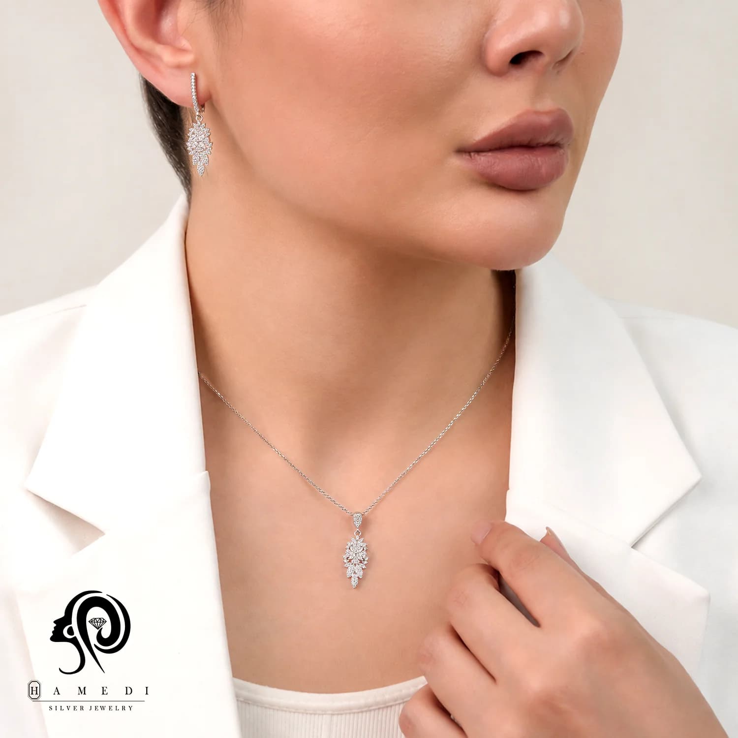 نیم ست نقره زنانه مجلسی ظریف مدل NI K23 — تصویر ۲