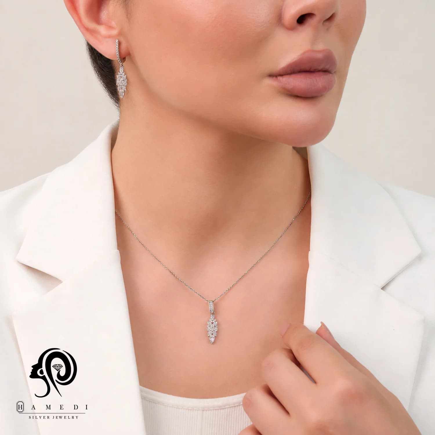 نیم ست نقره زنانه مجلسی ظریف مدل NI S32 — تصویر ۲