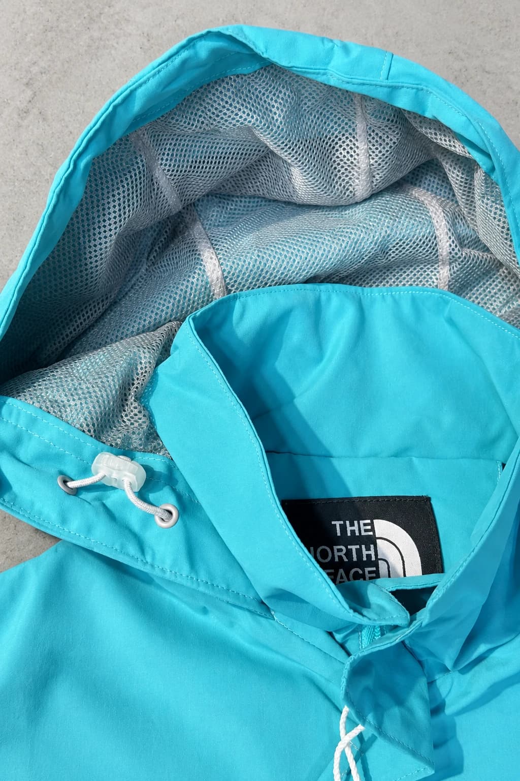 سویشرت شمعی نورث فیس (The North Face) سبز فیروزه ای — تصویر ۳